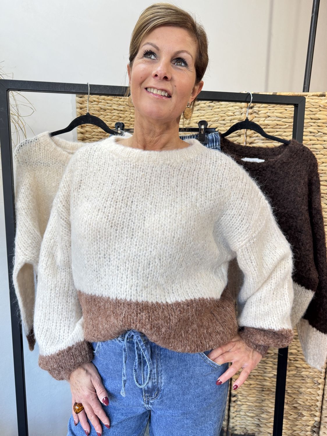 SWEATER - Beige met Choco onderkant - 2 color