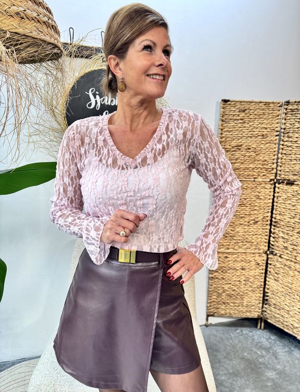 KANTEN TOP - Lichtroze met Vhals