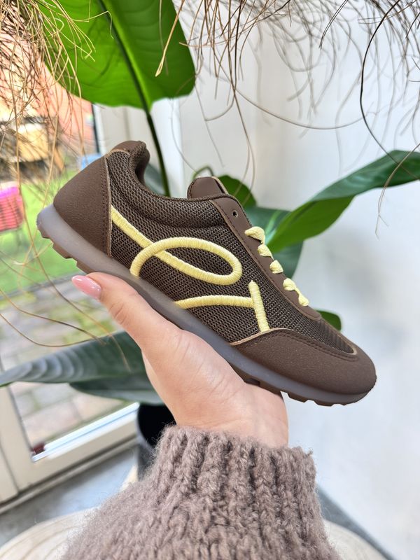 Sneaker POLLY - Choco met Gele Details
