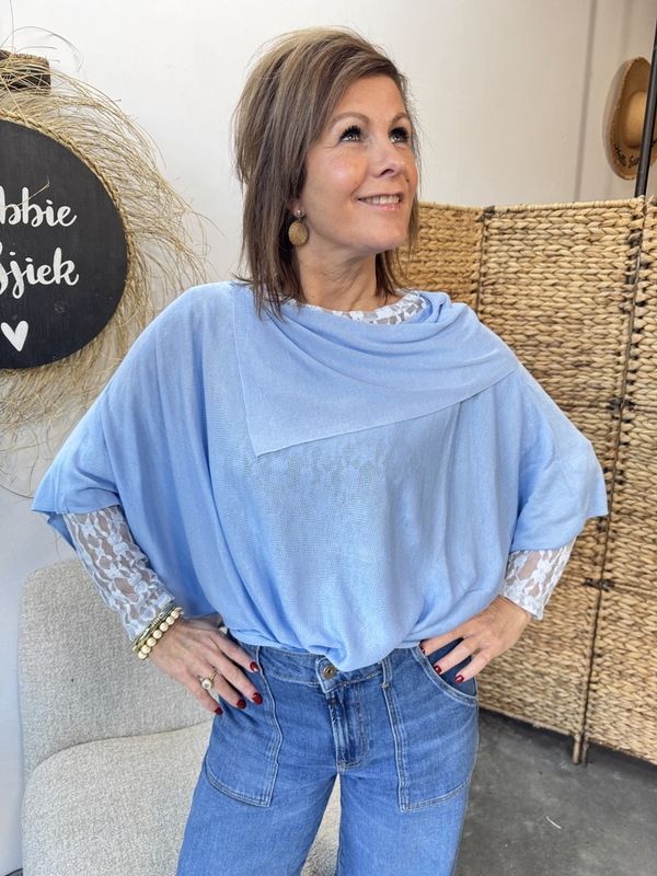 TRUI met FLAP en VLEERMUISMOUW - Lichtblauw