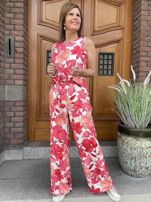 C113 P123 - Jumpsuit met Bloemen Design