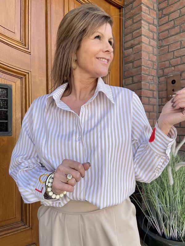 GESTREEPTE BLOUSE LOVE - BEIGE