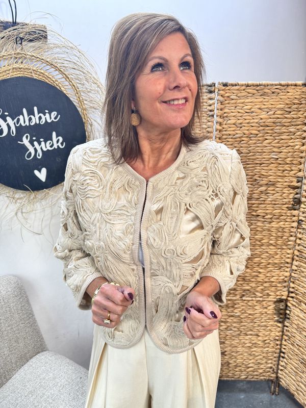 Jasje Lisa - Champagne met Kanten Bloemen