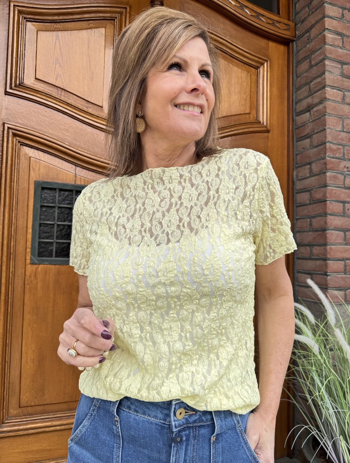 Kanten Top met Korte Mouw - Geel