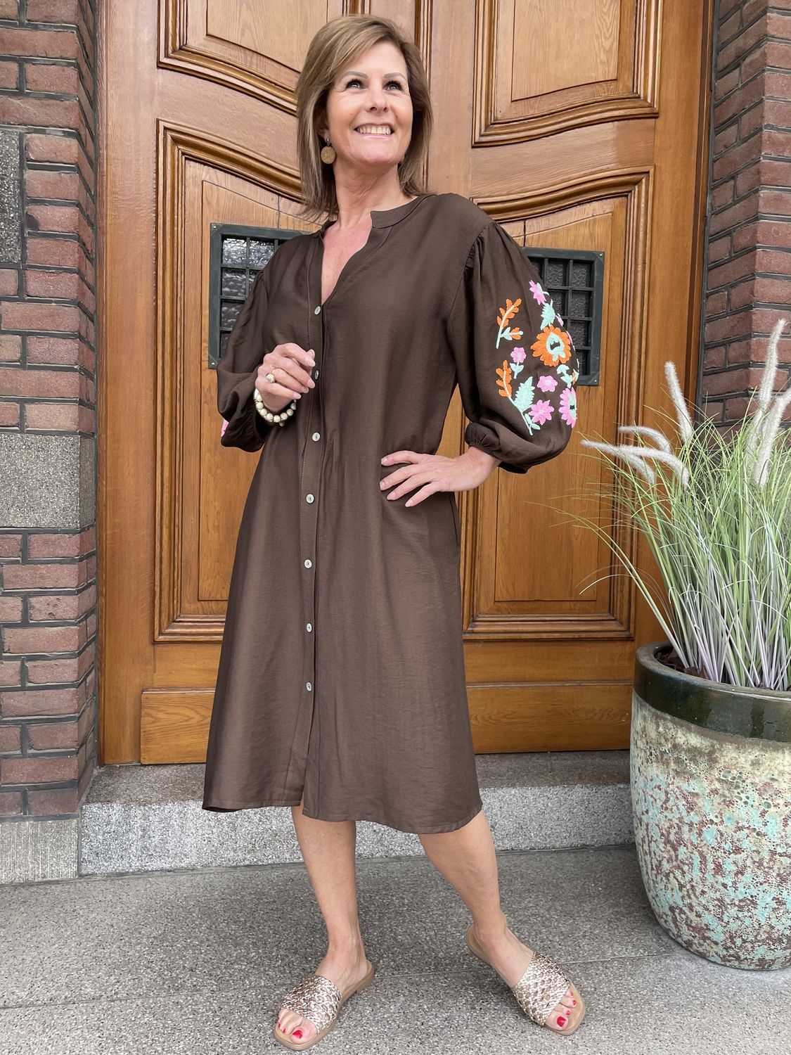 CHOCO Viscose Dress  - met Borduursels aan Mouw