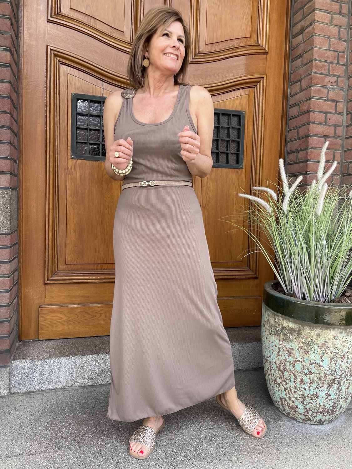STRETCH JURK - TAUPE - met HOUT DETAIL -