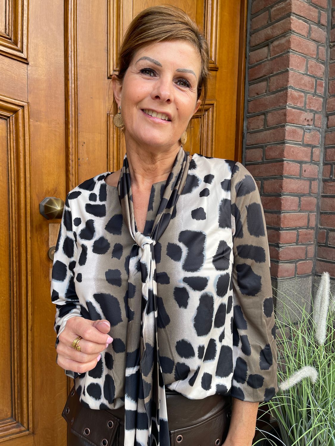 D119 P147 - Top met Ronde Hals en Sjaaltje