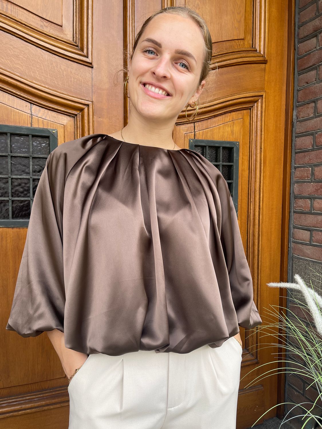 Satijnen Ballon Blouse - Chocolade Bruin