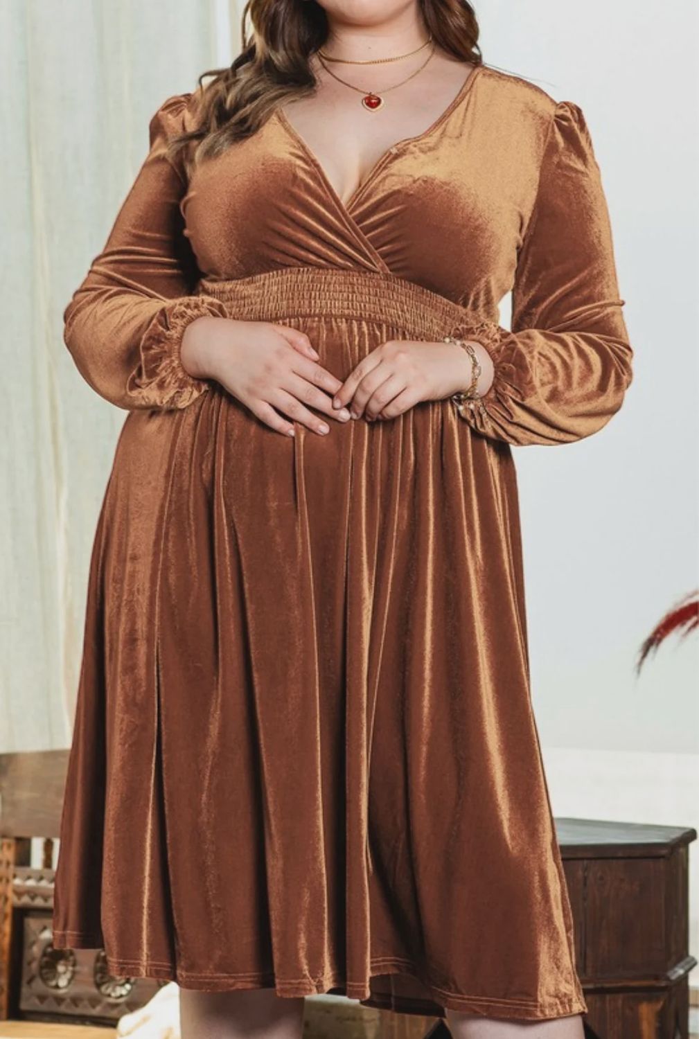 Carmella velvet dress *plus