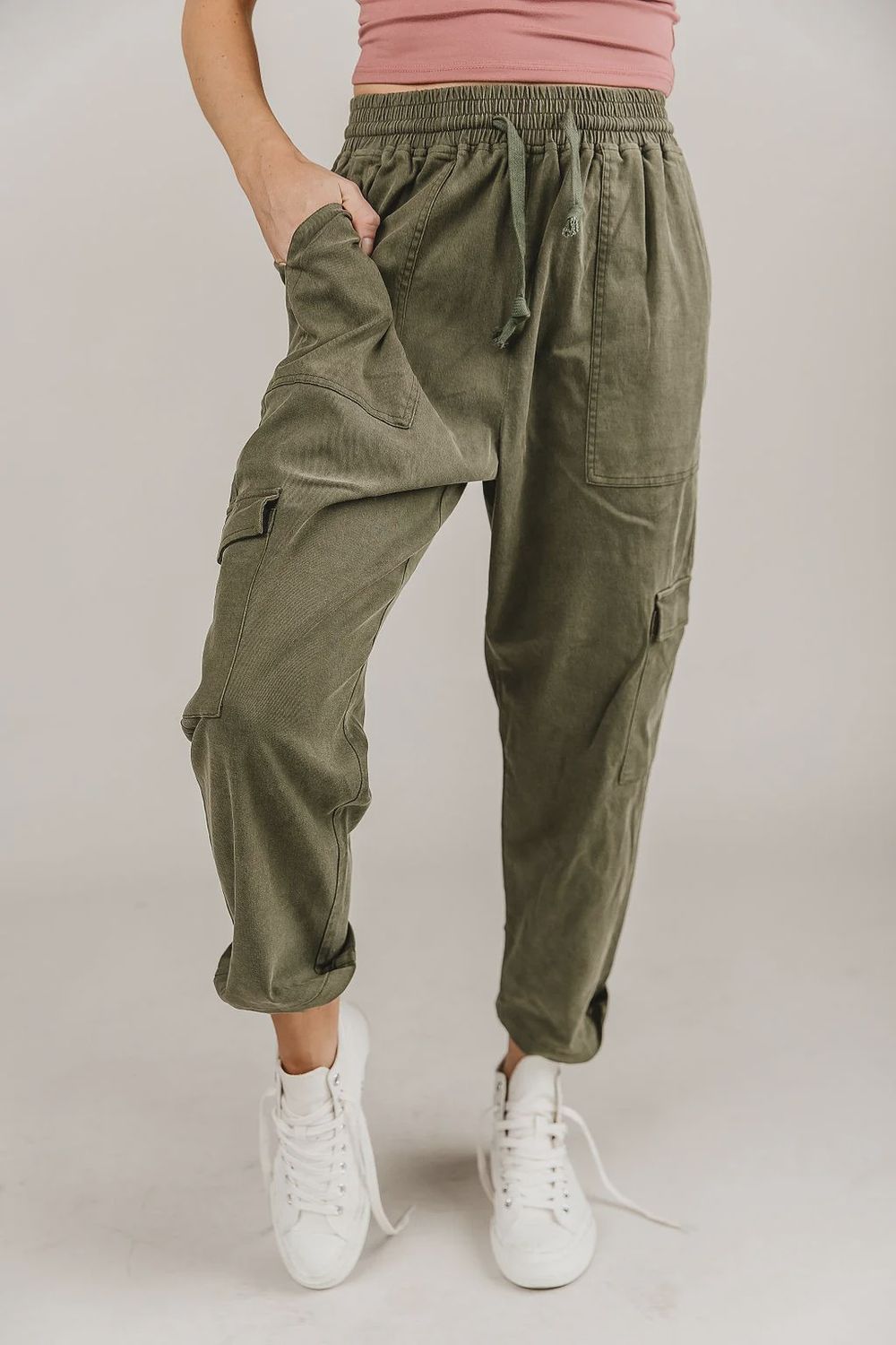 Ampersand Ave - Cargo Crop *Plus