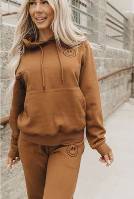 AMPERSAND AVE -Be Happy signature hoodie
