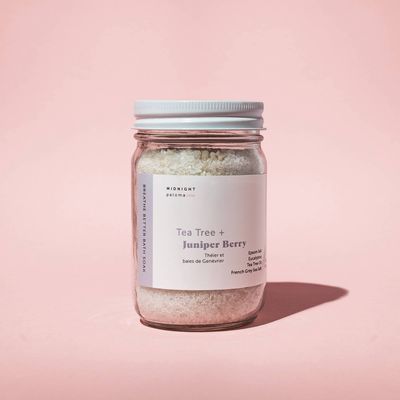Tea Tree + Juniper Berry Breathe Better Bath Soak