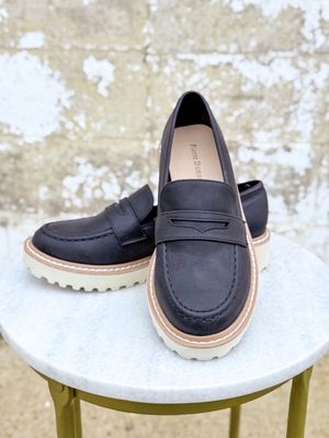 Mora Shoe