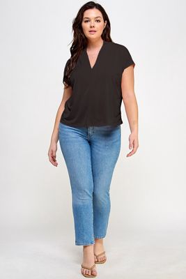 Black v neck top *Plus