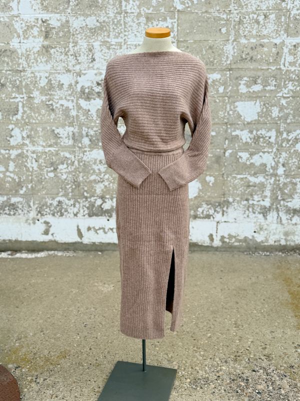 Anya knit dress