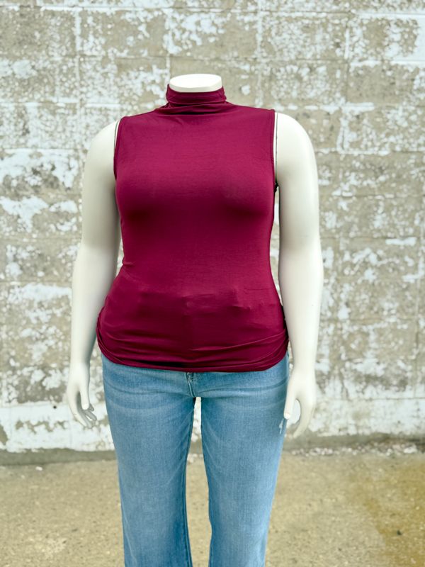 Sabine wine sleeveless top - plus