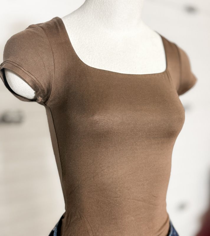Square neck body suit - Short sleeve