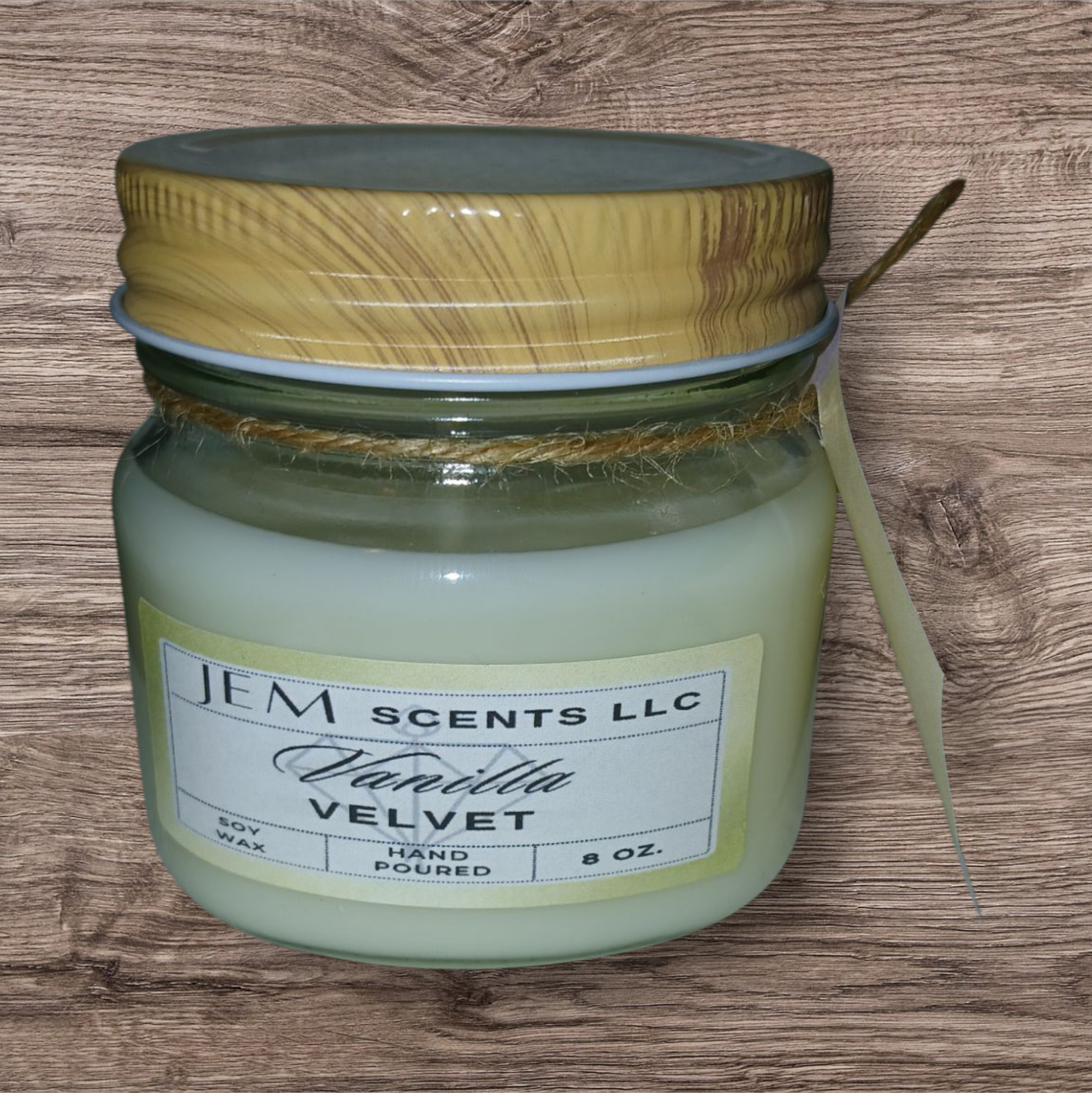 Natural soy wax Vanilla Velvet candle in glass jar with lid