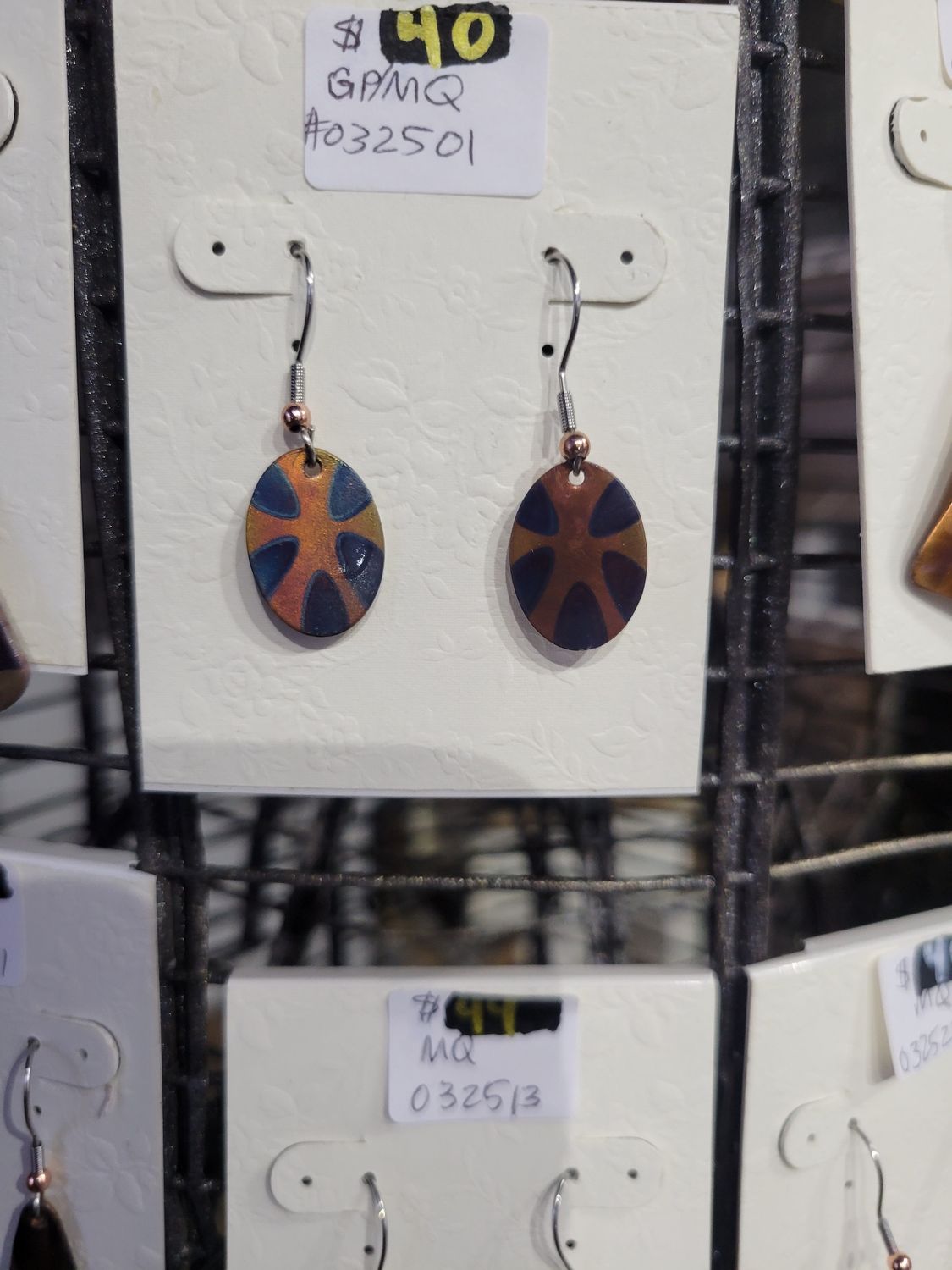 1/2&quot; oval earring