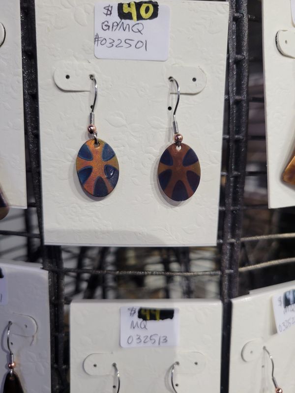 1/2&quot; oval earring
