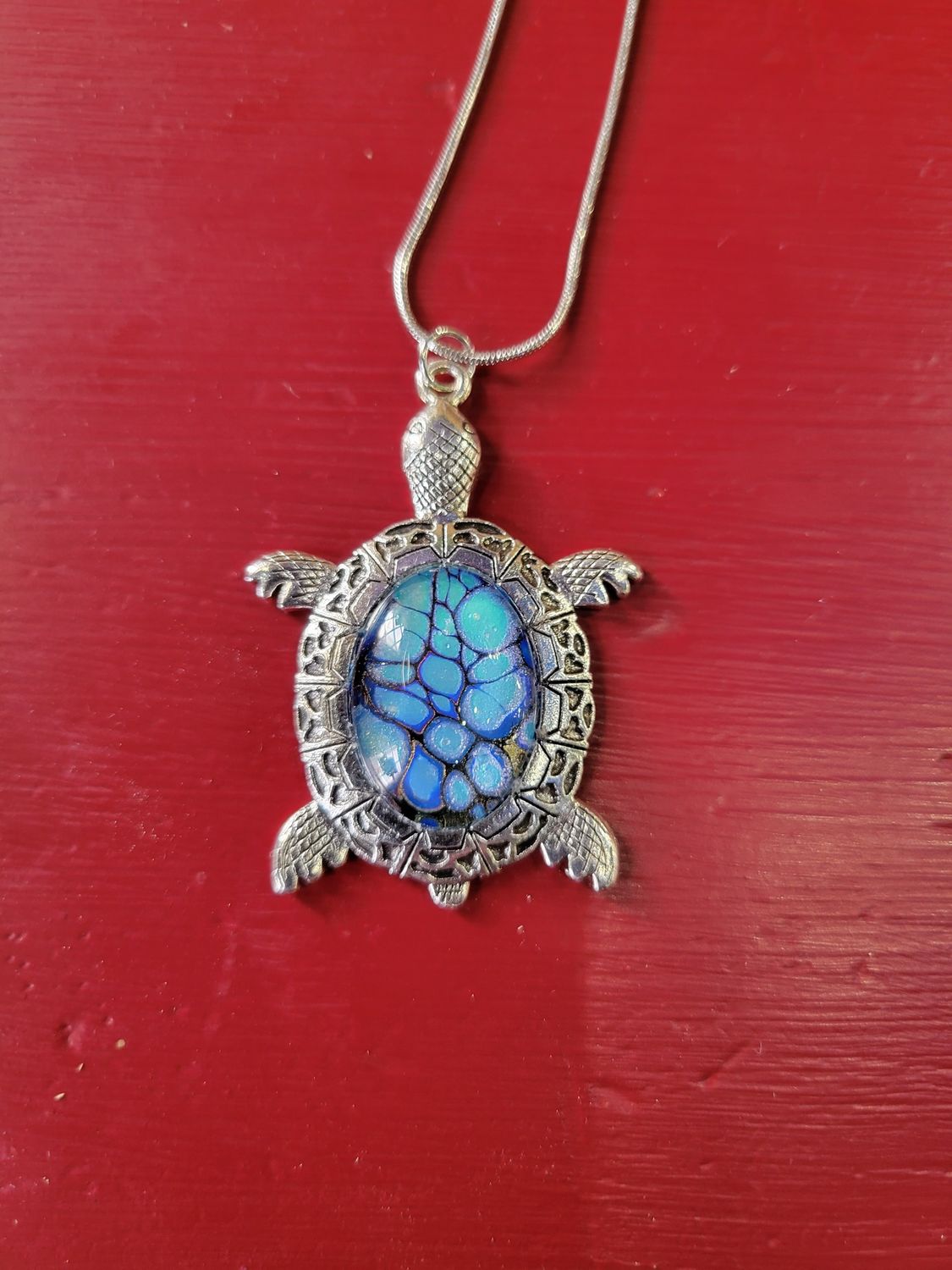 Turtle Acrylic Bloom Necklace 1
