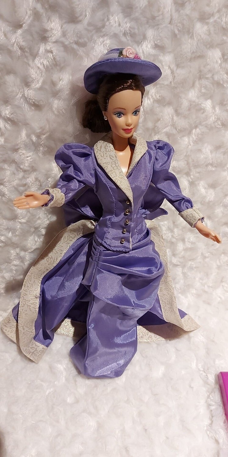 Mrs. P.F.E. Albee Avon Exclusive 1st in Series 1997: