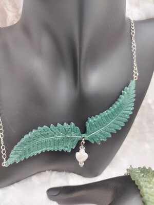 Elven Fern Bleeding Heart Necklace - Epoxy Resin