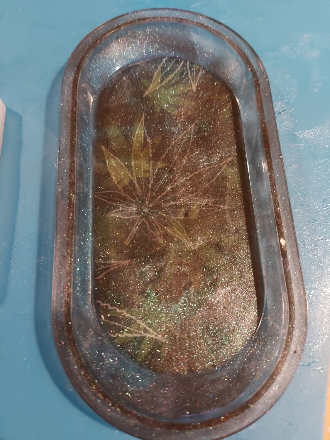 Trinket / 420 Herb Plant Rolling Tray - Epoxy Resin