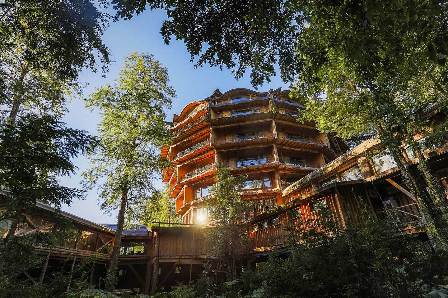 Hotel Huilo-Huilo Nothofagus &amp; Montaña Mágica Lodge (Panguipulli - Chile)