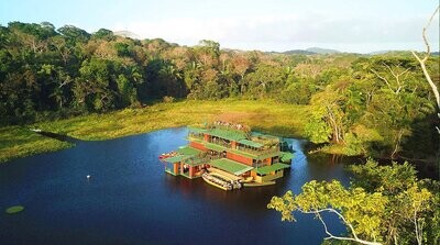 Jungle Boat Lodge (Gamboa - Panama)