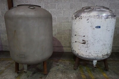 5 Barrel Grundy Tanks - Secondhand
