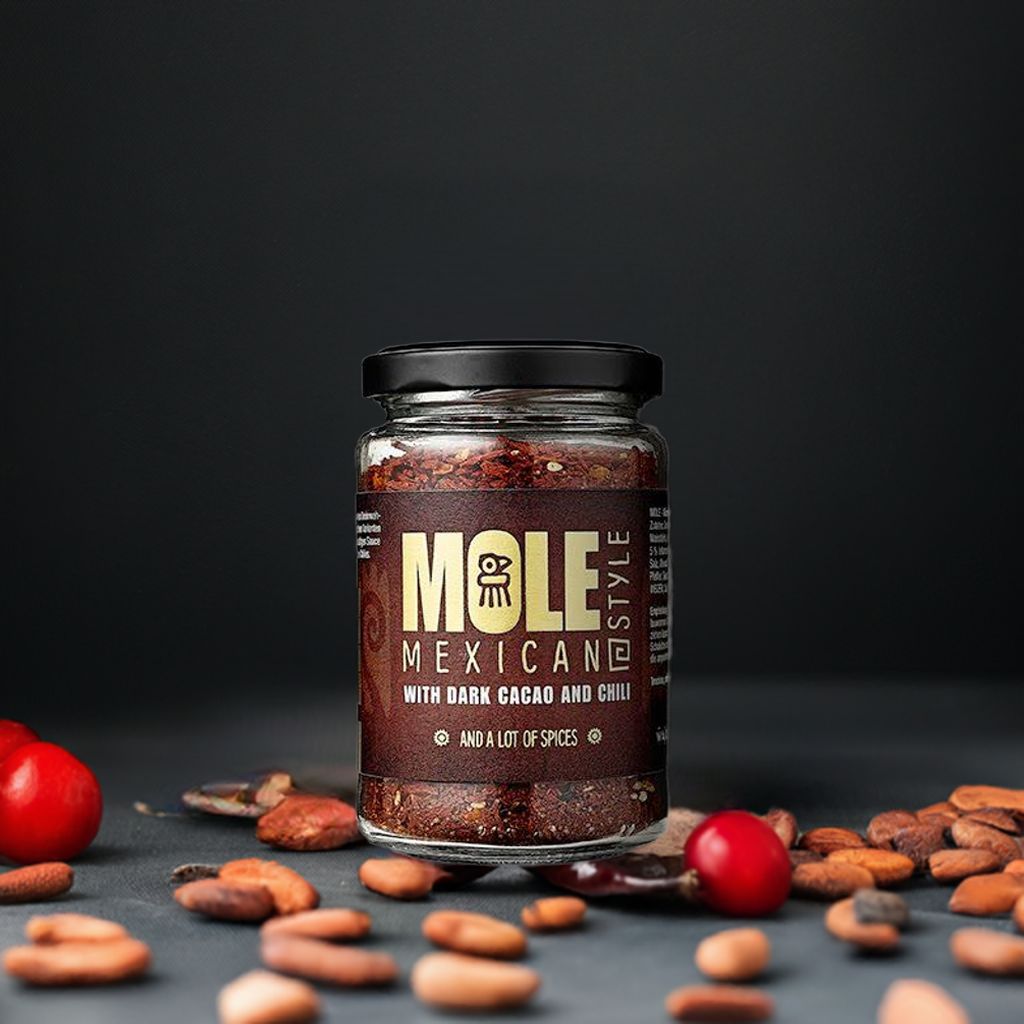 Mole Mexican Style Sauce with dark cacao and chili 120g