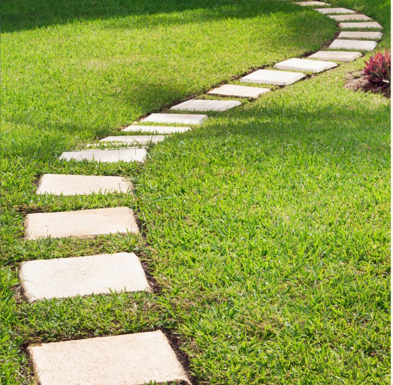 Building Pathways & Walkways in Calgary