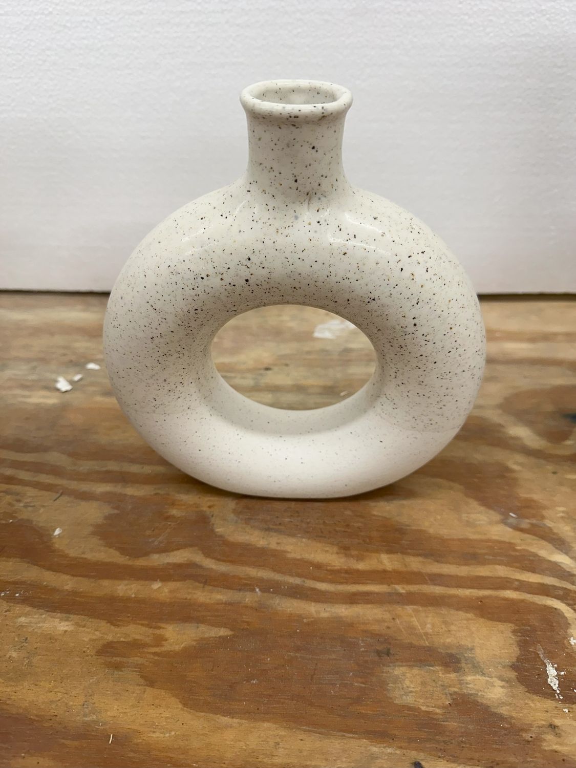 Bullseye Speckled Vase