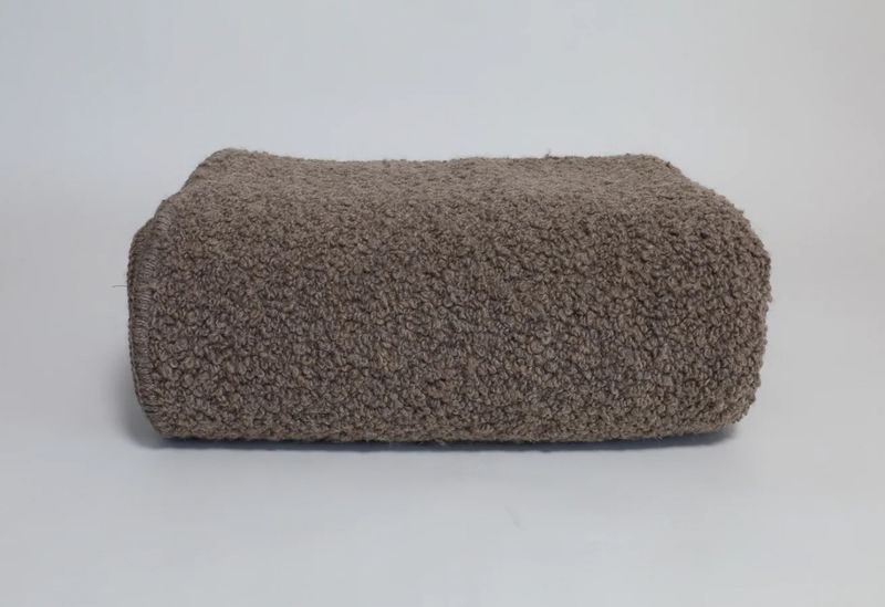 Kurlisuri Mink 82 Throw | 59x66