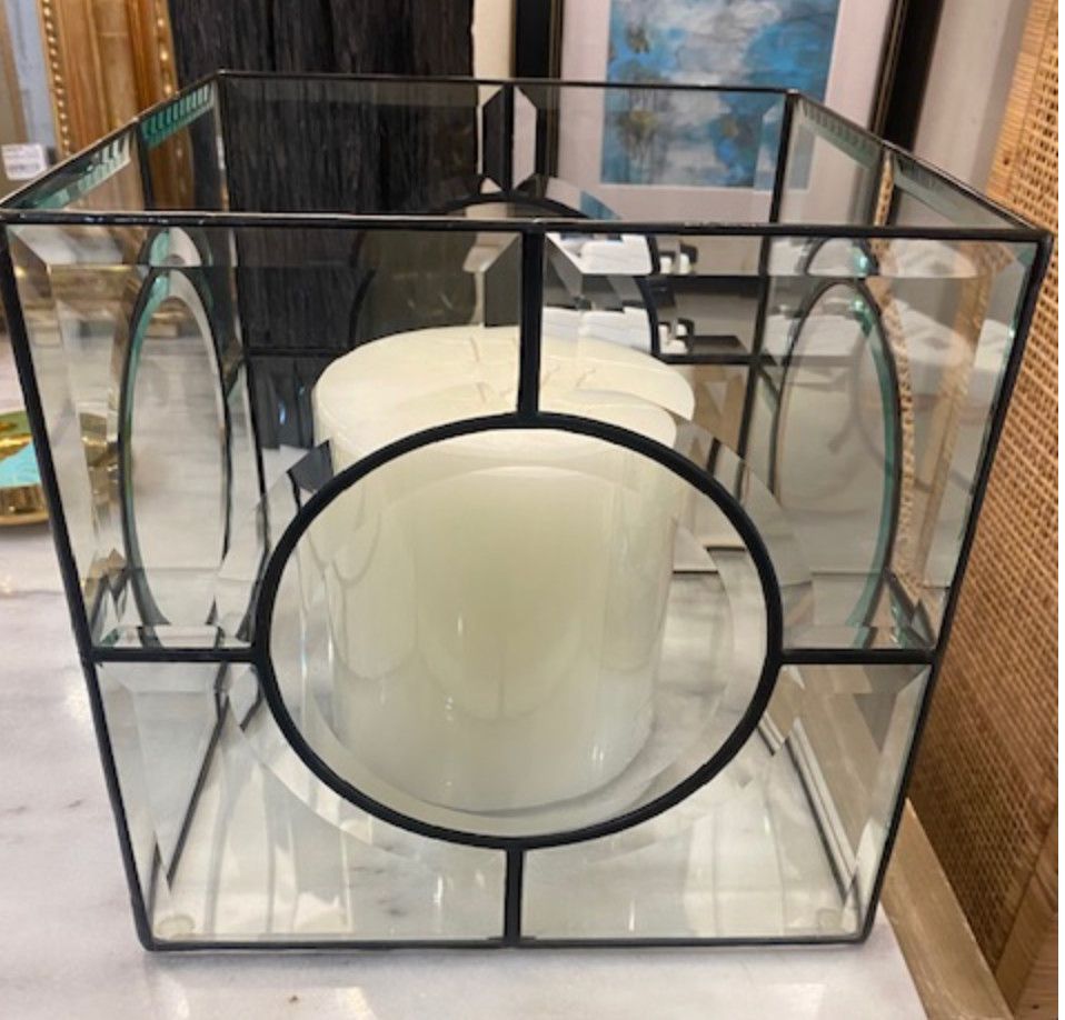 Handmade Beveled Hurricane -Large Circle | 10x10