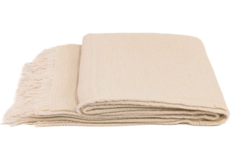 Allen Throw White #01 | 71x55