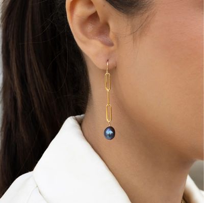 Julia Pearl Drop | Peacock 2.25