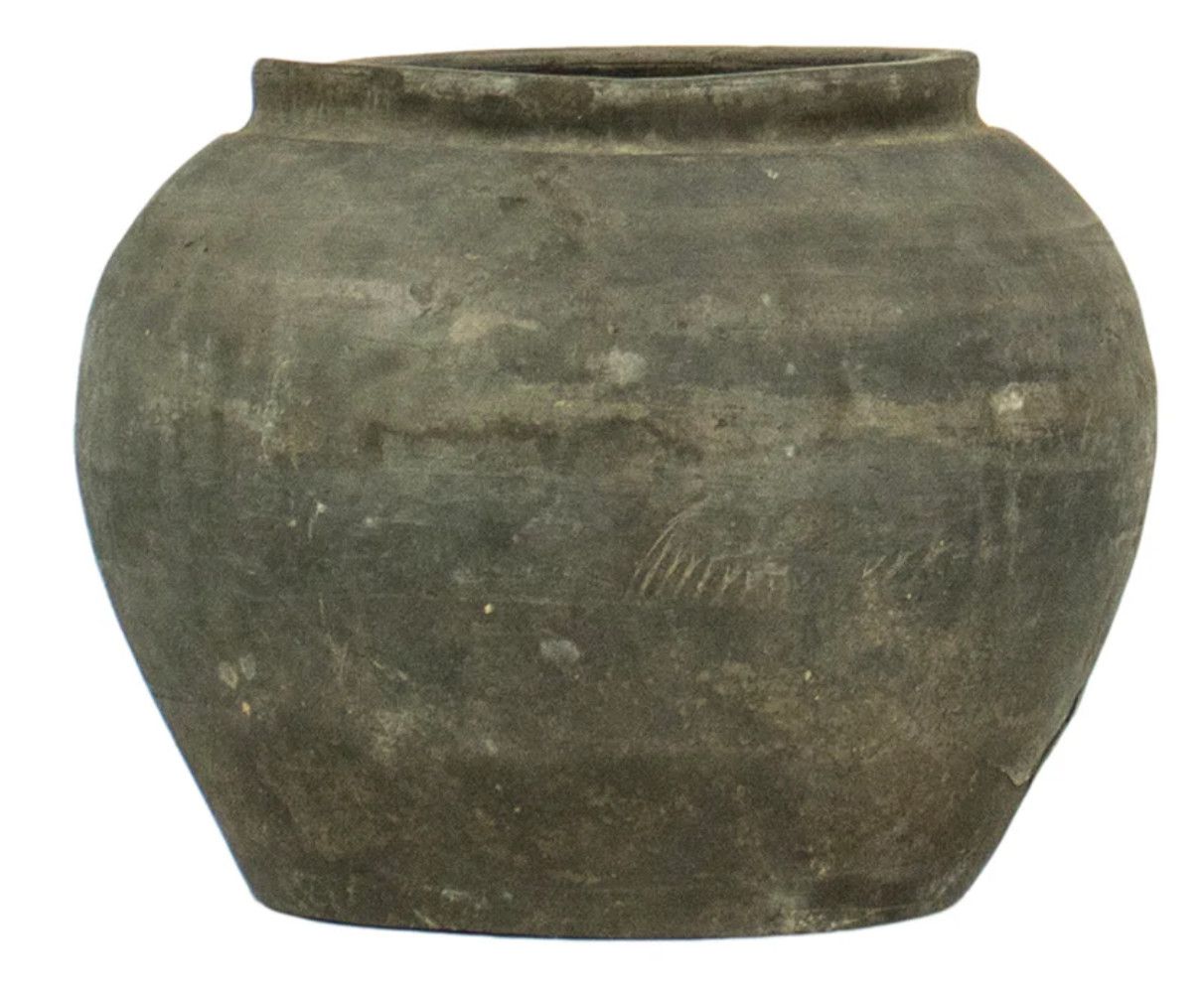 Medium Size Antique Cunmin Pot