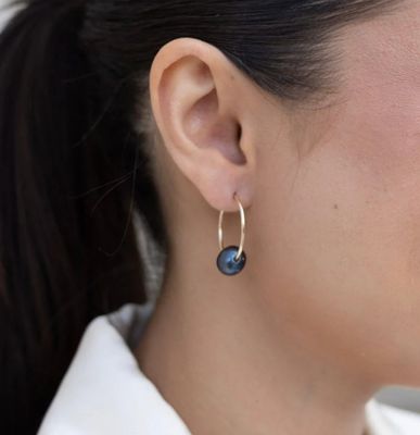 Coco Small Peacock Pearl