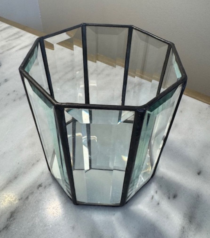 All Bevel Octagon Hurricane | 6&quot;H x 5&quot; | Mirror Bottom