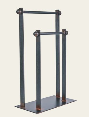 El Estante Blanket Rail