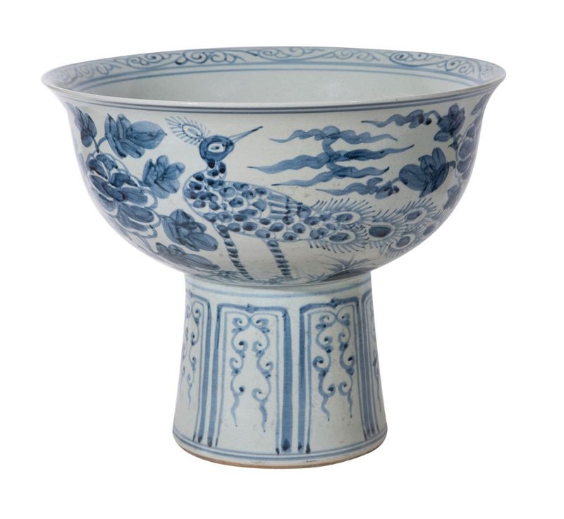 Yuan blue &amp; White Crane Motif Serving Bowl Tall Base
