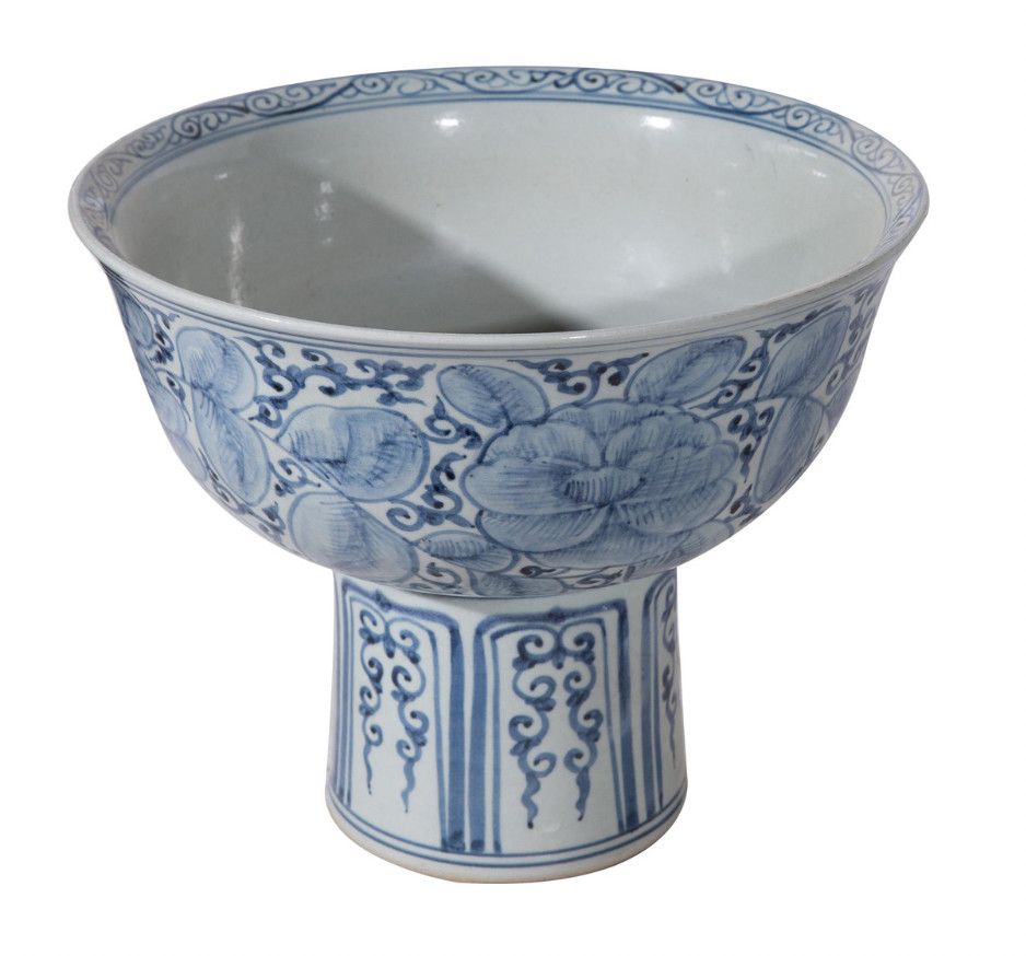 Blue &amp; White Peony Motif Serving Bowl Tall Base