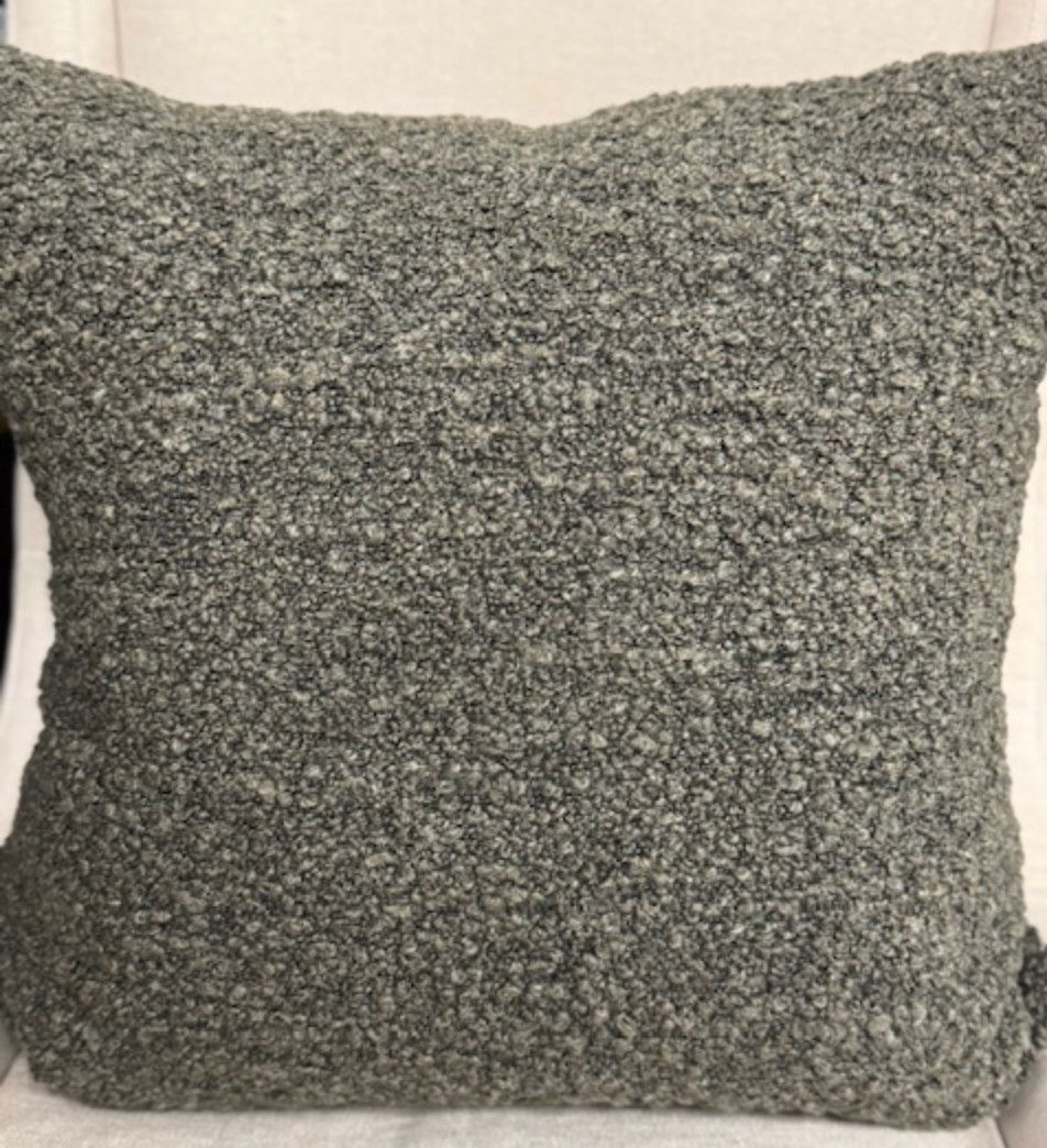 Snowmass Olive Pillow | 22x22