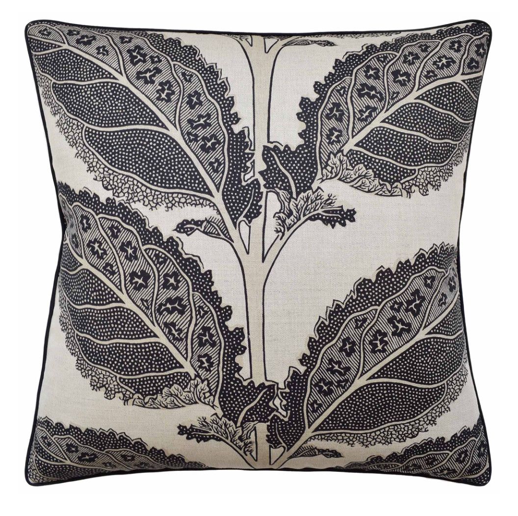 Lacinato Basalt/Black Pillow | 22x22