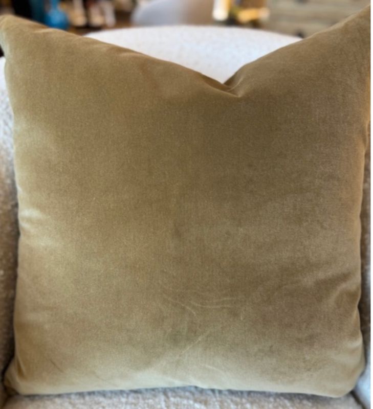 Giorgio Layla Truffle Pillow | 22x22