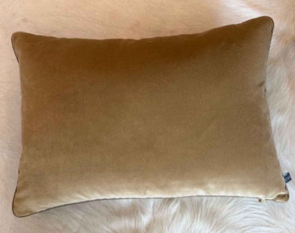 Giorgio Layla Truffle Pillow | 14x20