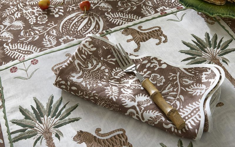 Granada Napkins | Set of 4 Chestnut