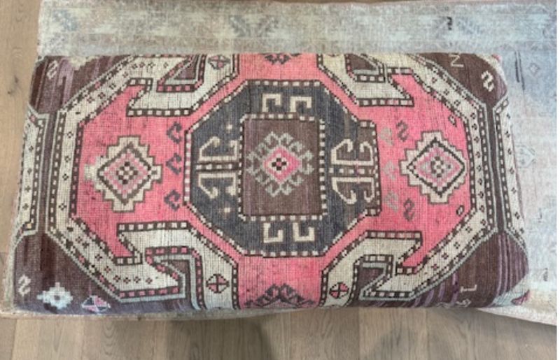 Jana Rug Bench
